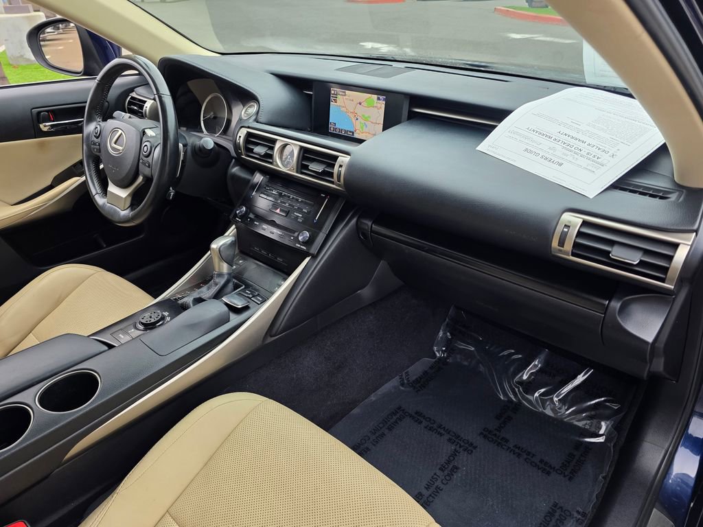 Used 2014 Lexus IS 250 w/ Navigation Package RWD image 7