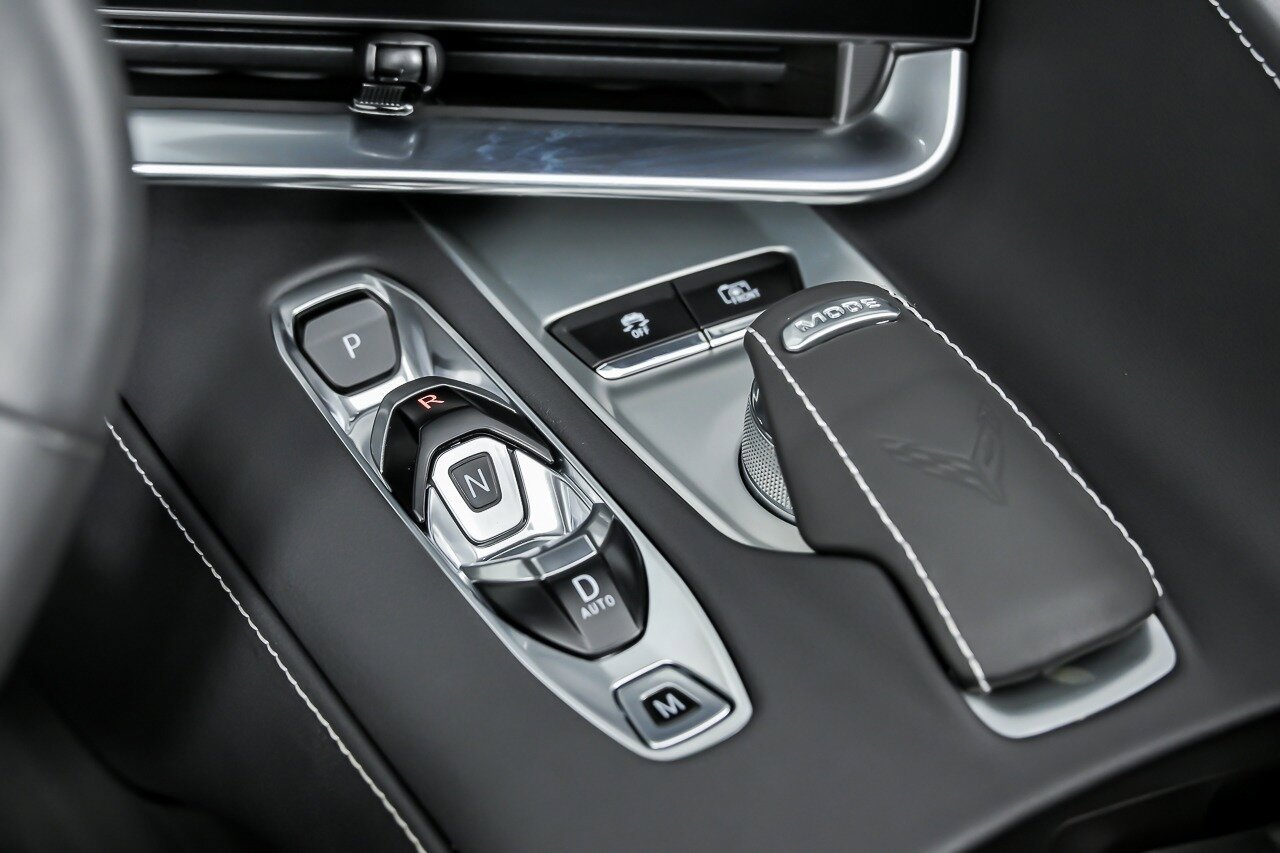 Used 2024 Chevrolet Corvette Z06 RWD image 33