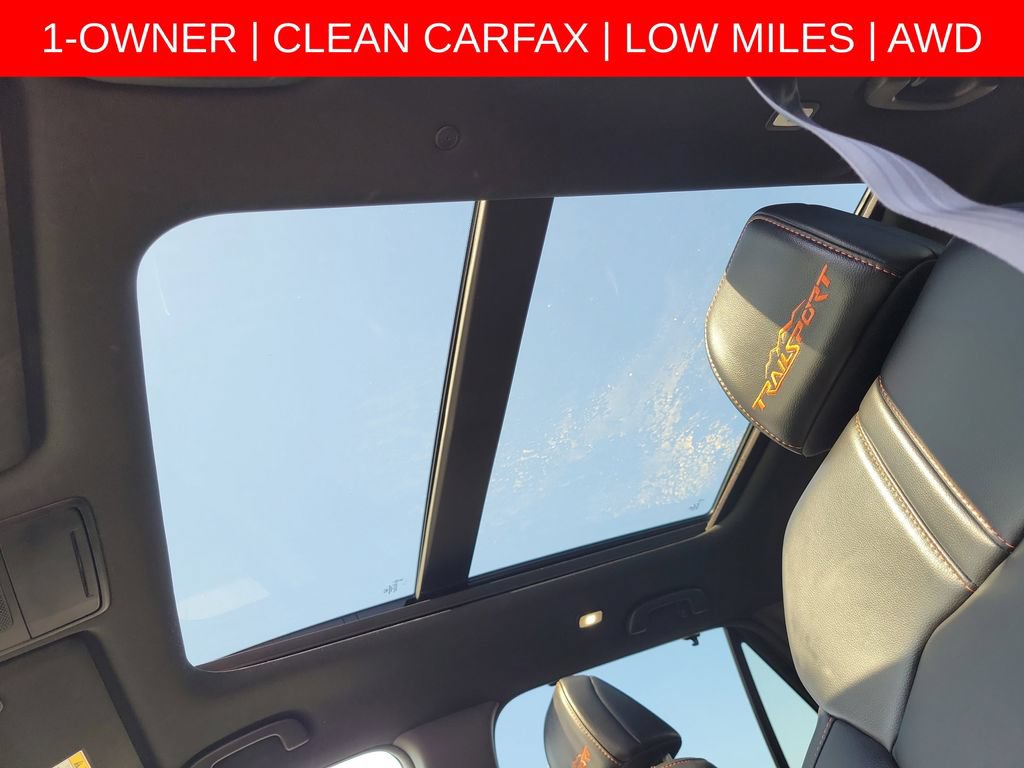 Used 2023 Honda Pilot TrailSport image 5