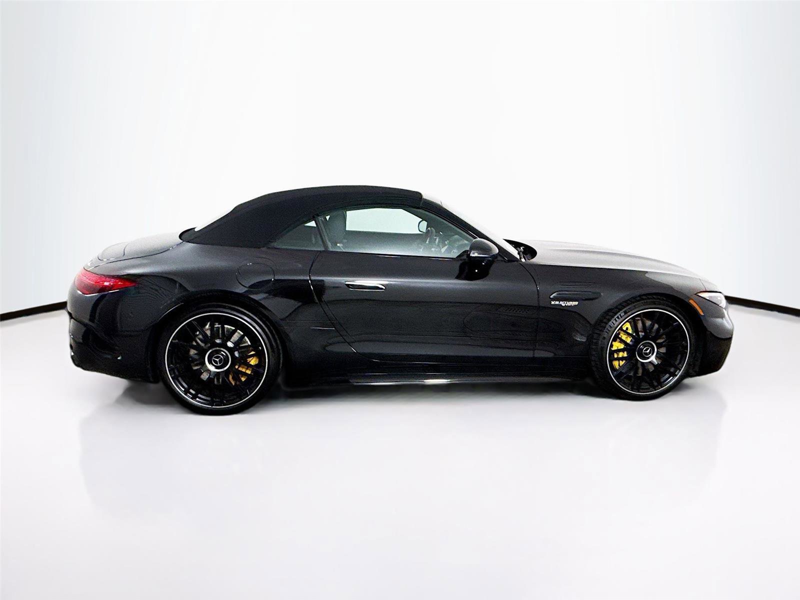 Used 2022 Mercedes-Benz SL 55 AMG 4MATIC image 26