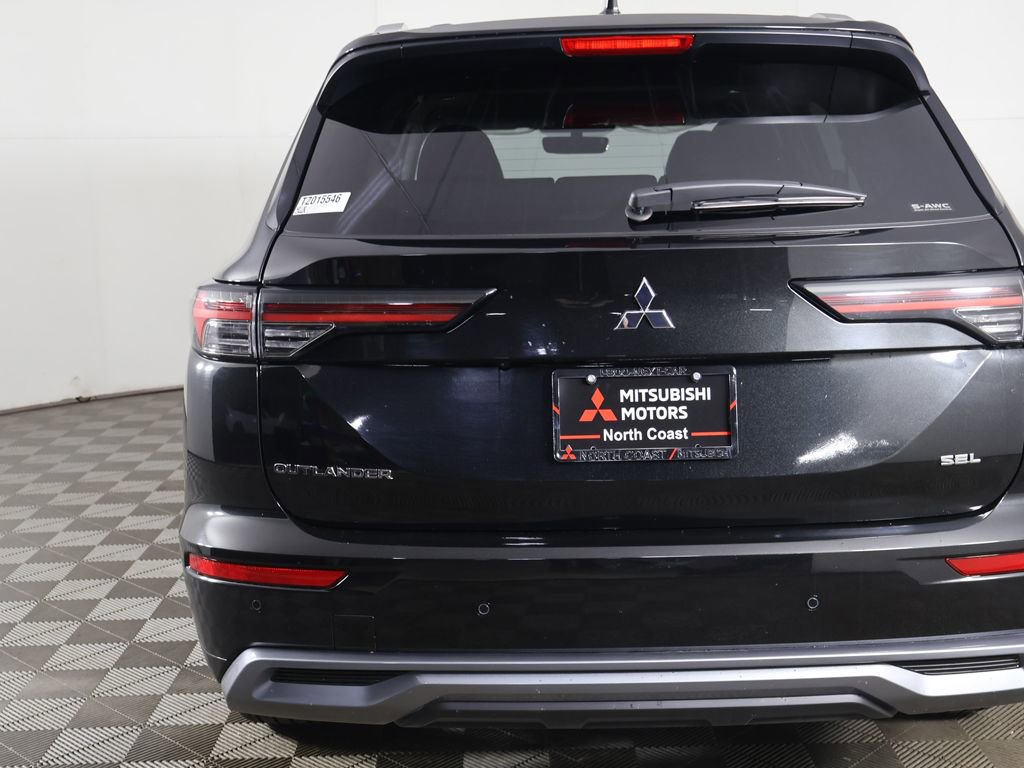 New 2026 Mitsubishi Outlander SEL image 19