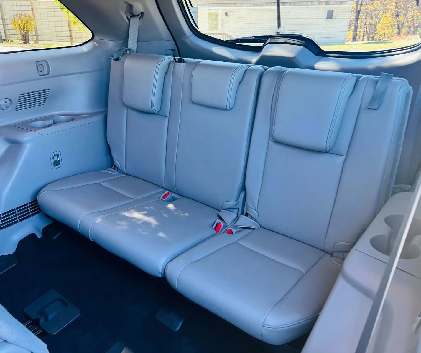 Used 2018 Toyota Highlander XLE image 23