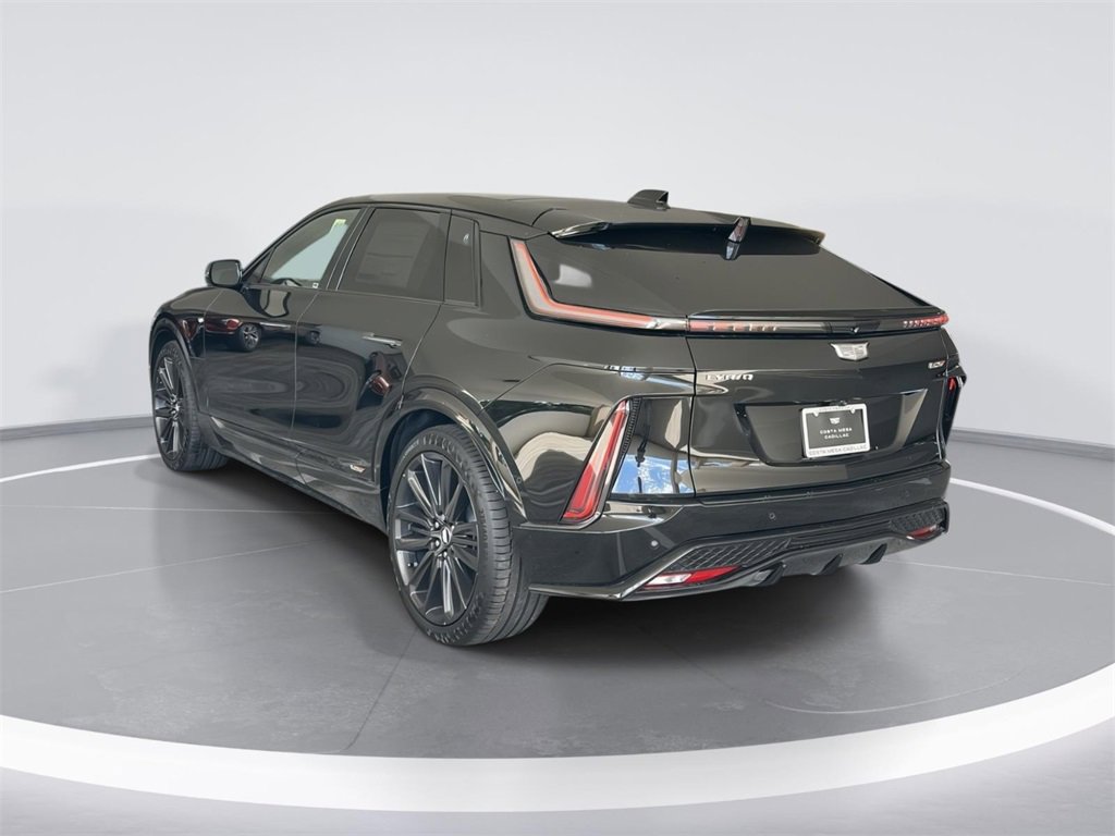 New 2026 Cadillac Lyriq V image 6