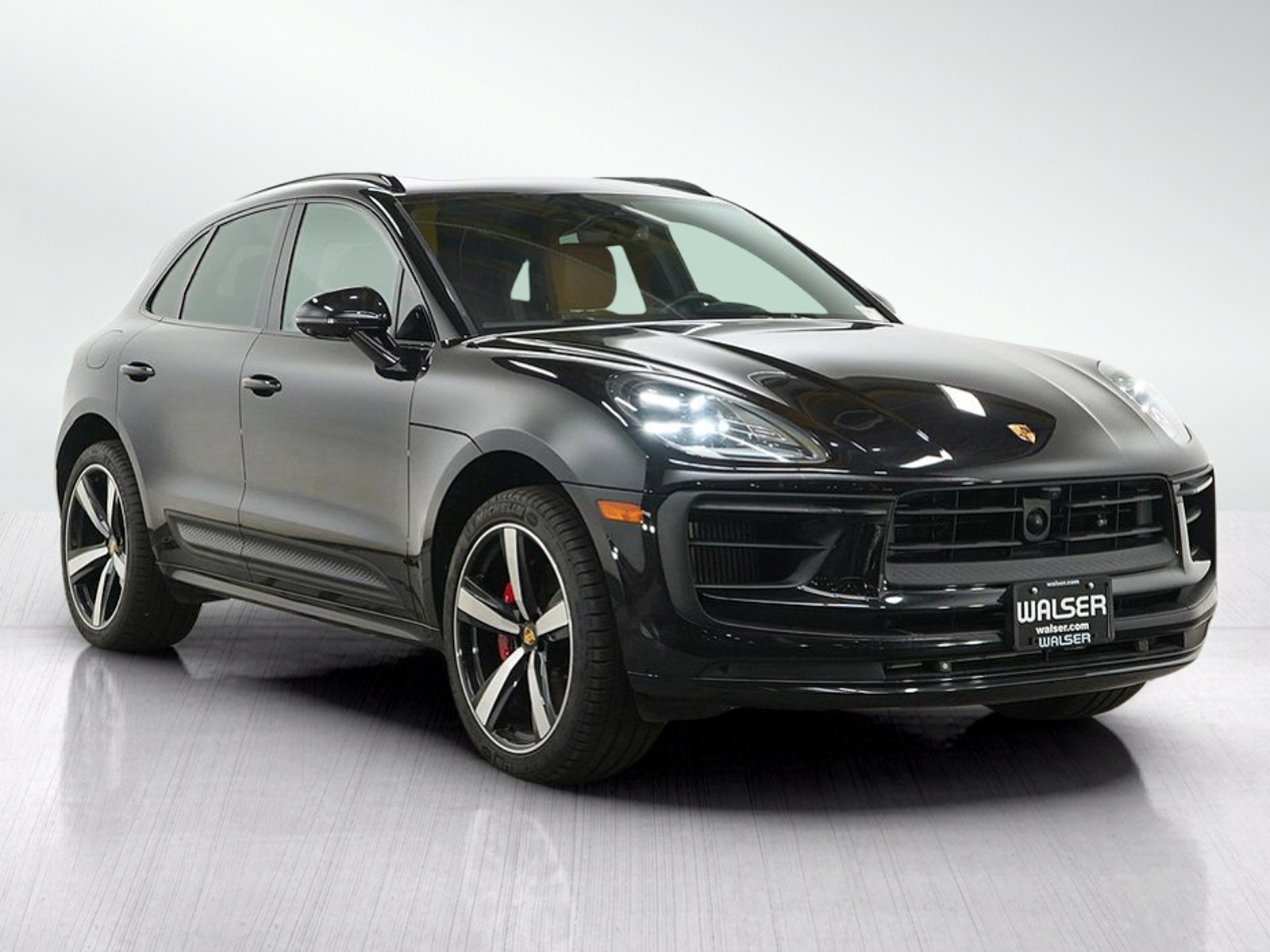 Used 2024 Porsche Macan S AWD/4WD image 7