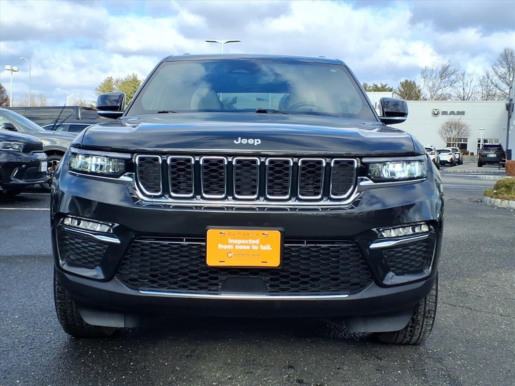 Certified 2024 Jeep Grand Cherokee Limited image 2