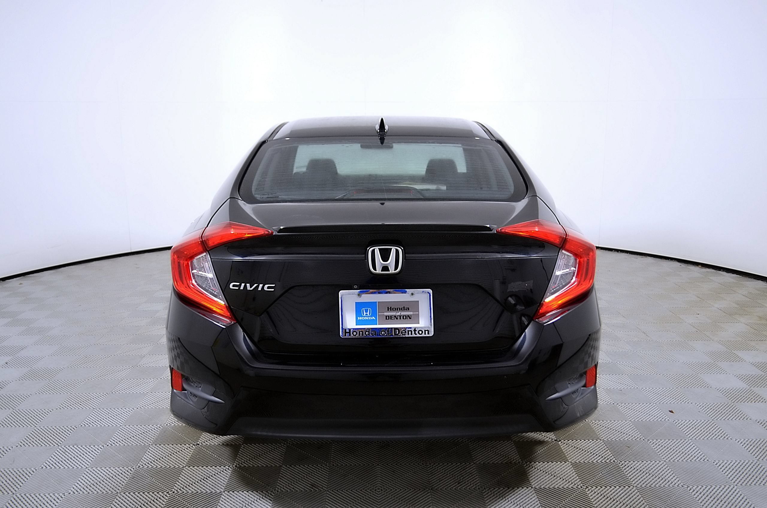 Used 2017 Honda Civic EX-T image 8