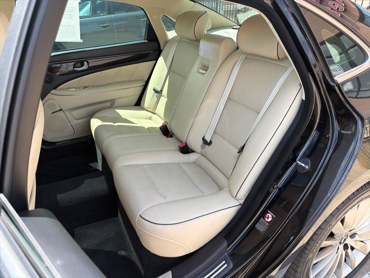 Used 2016 Hyundai Equus Signature RWD image 34