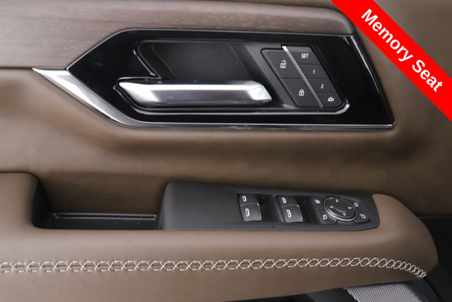 Used 2026 GMC Yukon Denali Ultimate w/ LPO, Floor Liner Package AWD/4WD image 21