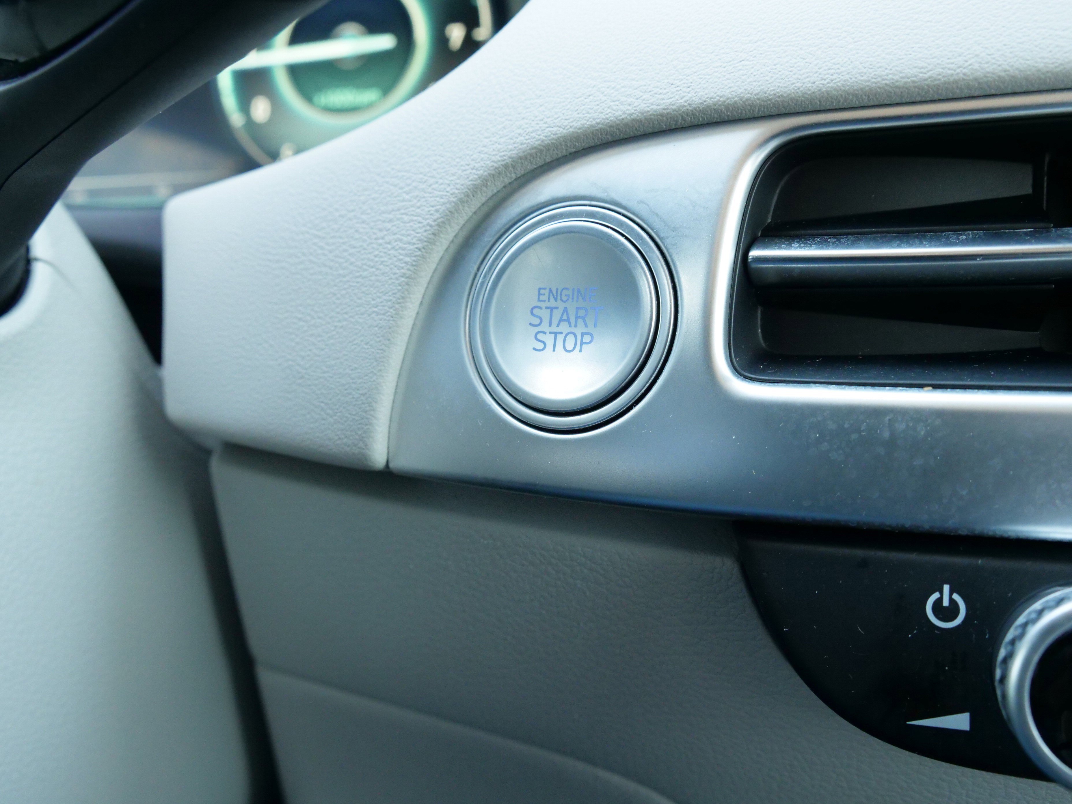 Used 2023 Hyundai Palisade Calligraphy image 26