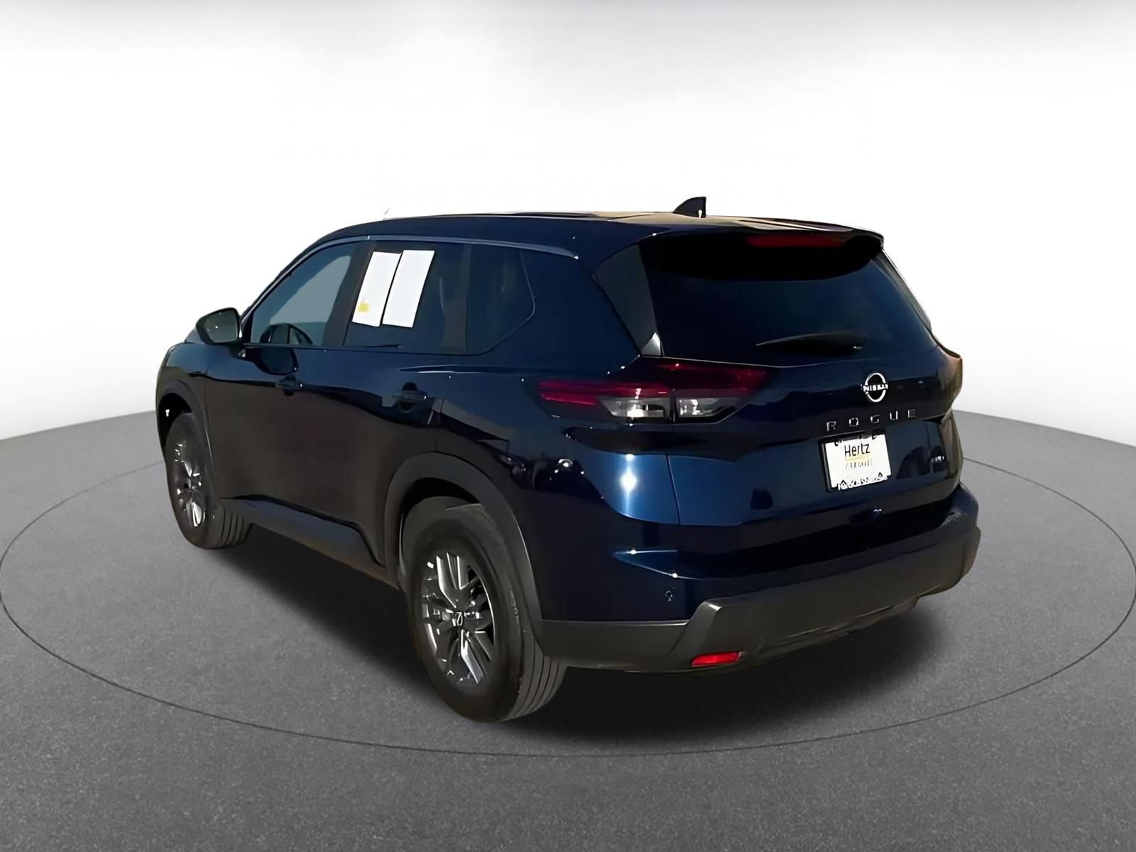 Used 2026 Nissan Rogue SV AWD/4WD image 10