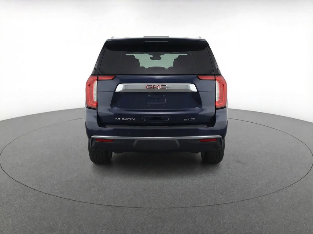 Used 2023 GMC Yukon SLT w/ SLT Luxury Package image 10