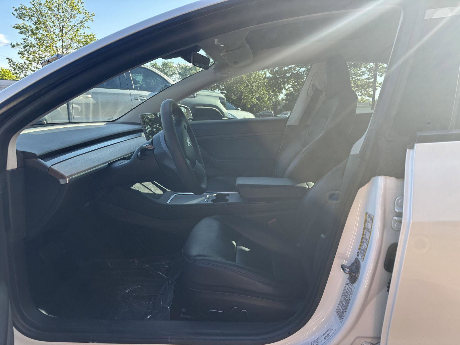 Used 2021 Tesla Model 3 Standard Range Plus RWD image 15