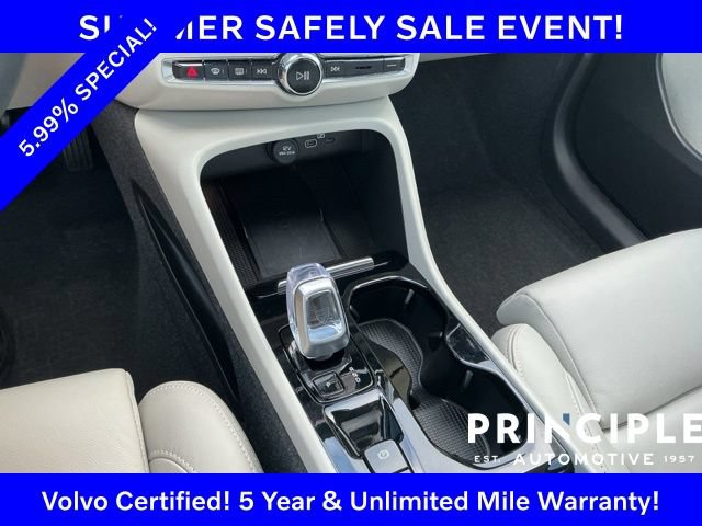 Certified 2024 Volvo XC40 B5 Ultimate w/ Climate Package AWD/4WD image 21