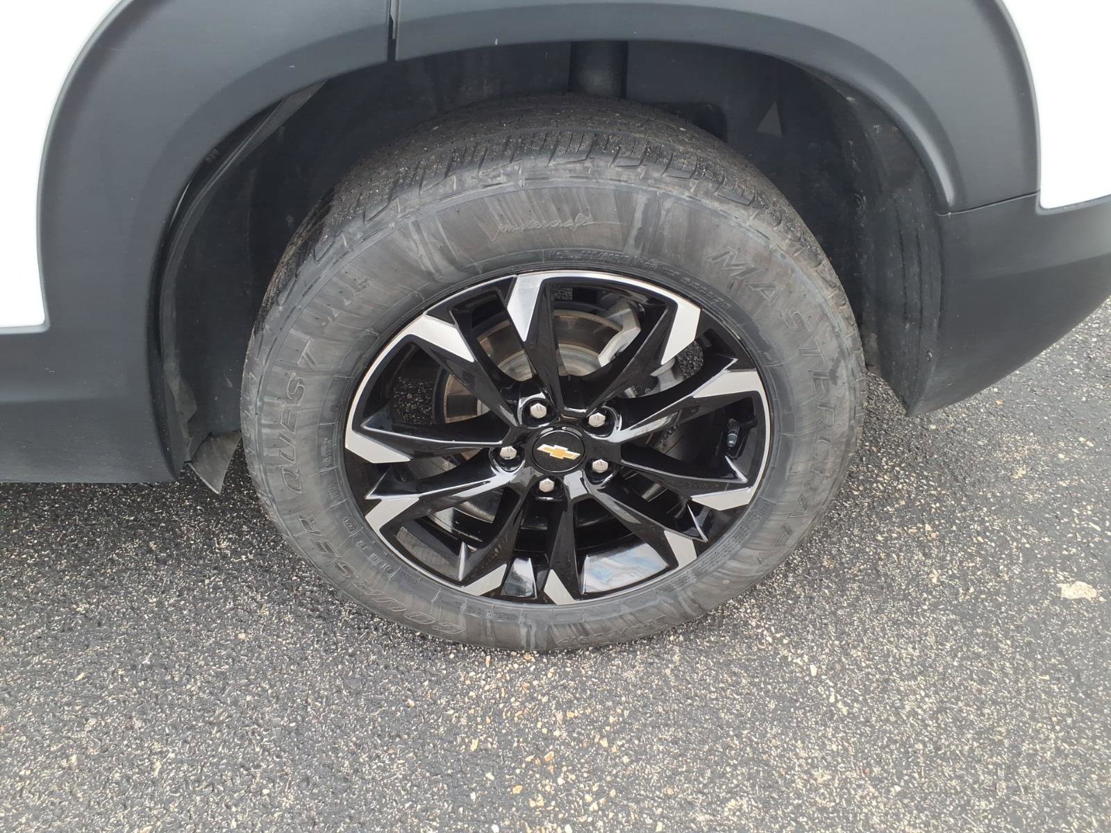 Certified 2023 Chevrolet TrailBlazer LT FWD image 15