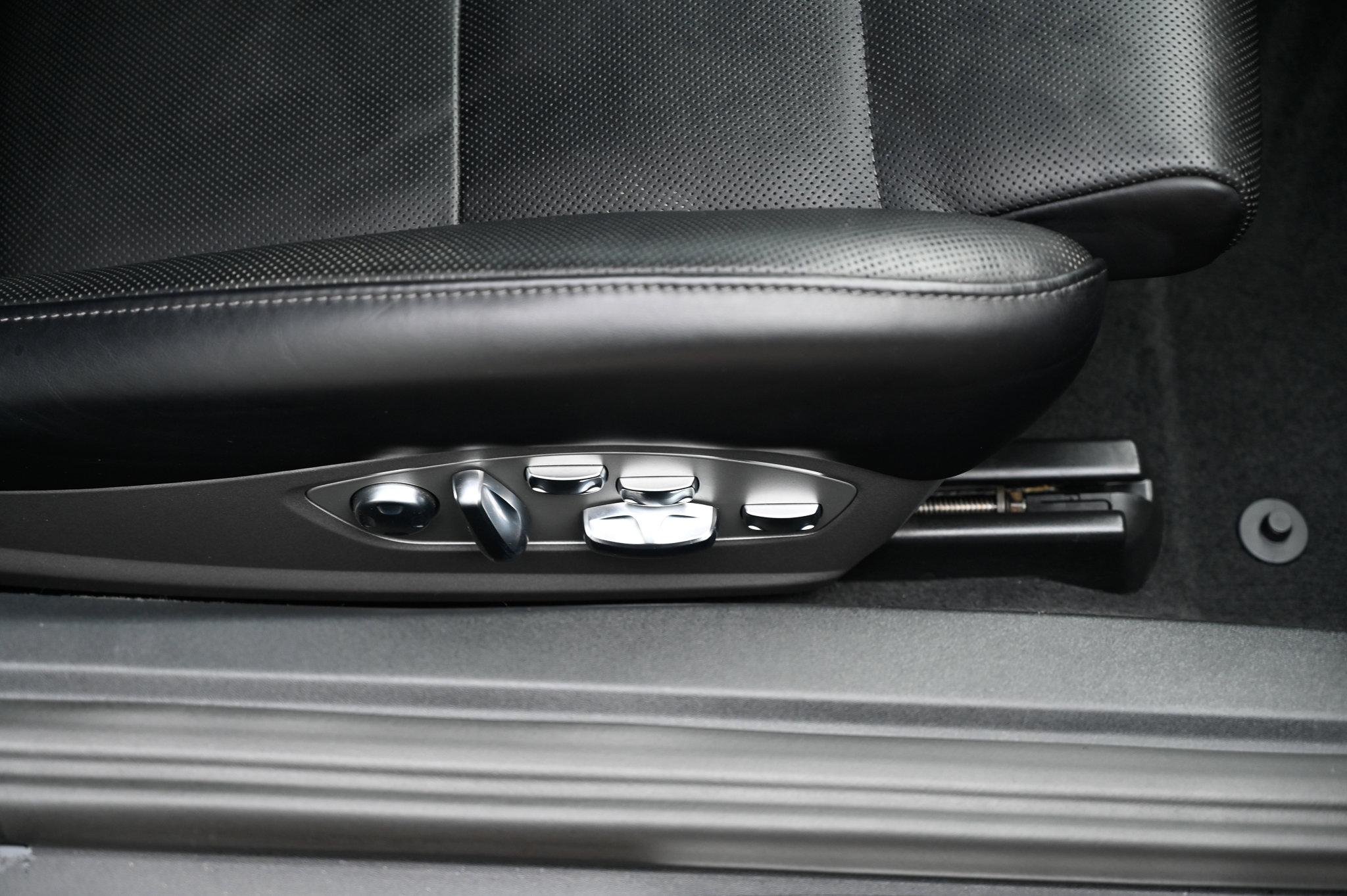 Used 2019 Porsche 911 Turbo S image 37