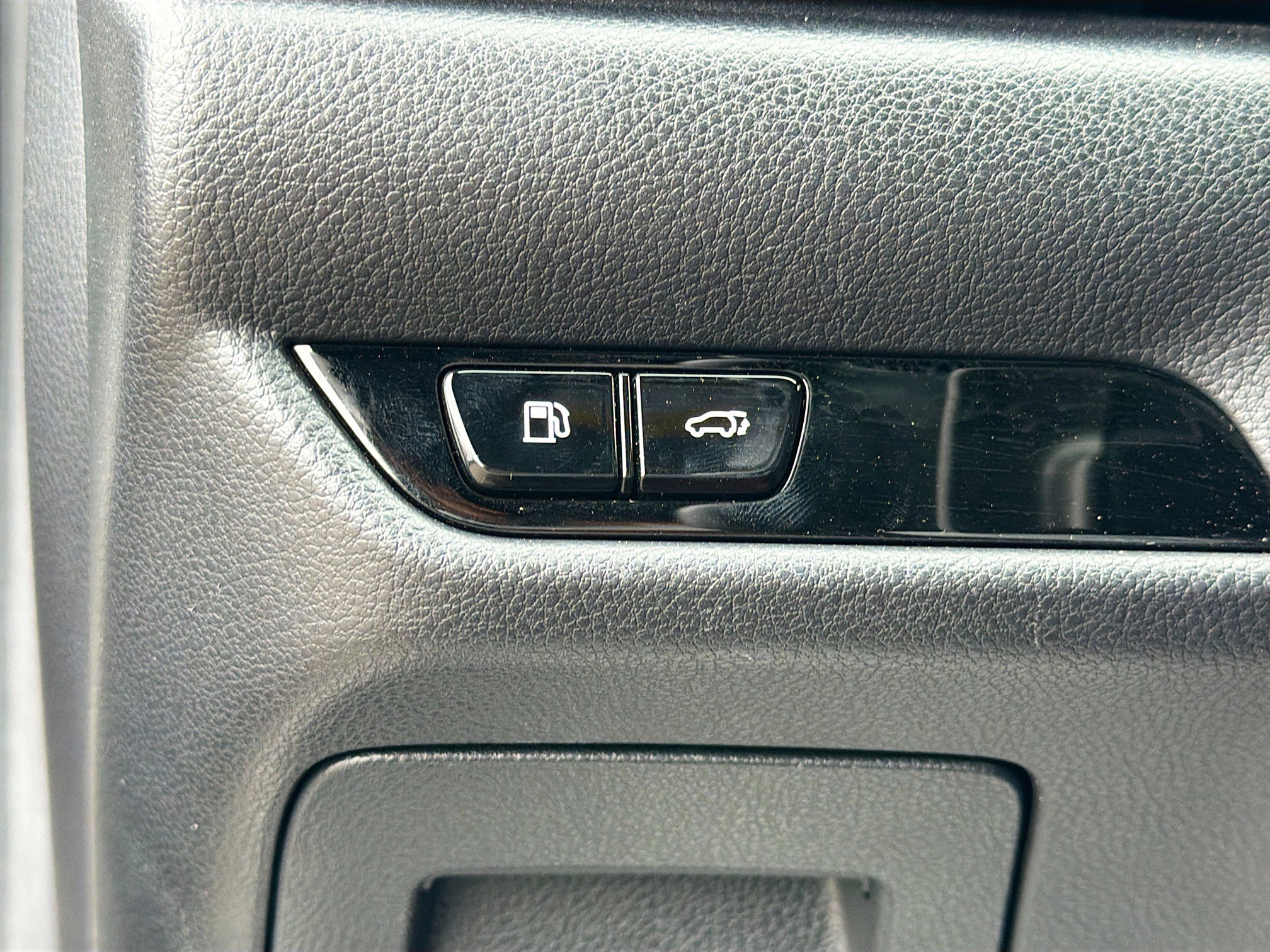 Used 2023 Lexus NX 450h+ AWD w/ Vision Package image 34