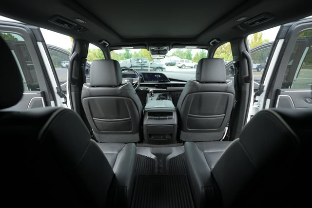 Used 2022 Cadillac Escalade ESV Sport w/ Touring Package AWD/4WD image 26