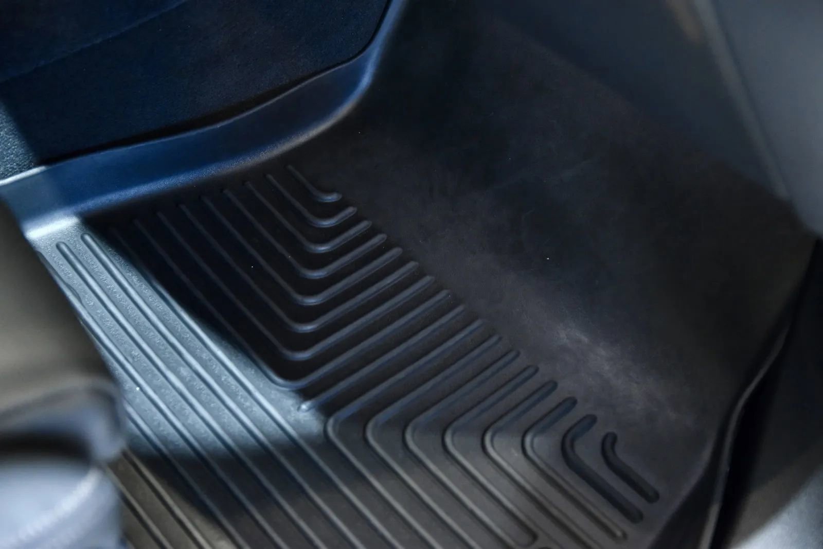 Used 2024 BMW X5 xDrive40i w/ M Sport Package image 29