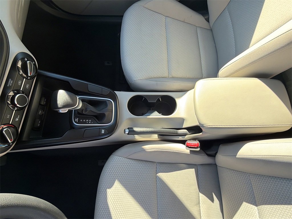 Used 2020 Kia Soul LX image 3