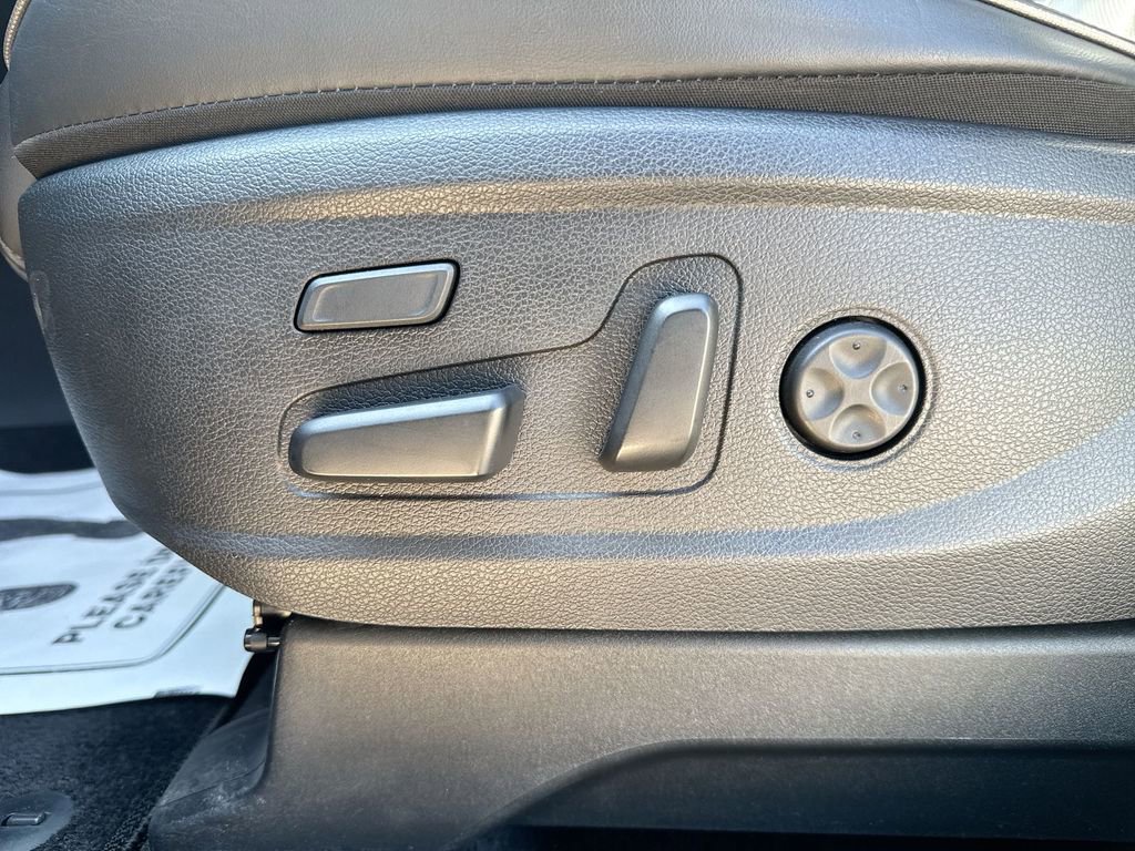 Used 2022 Hyundai Palisade Limited image 14