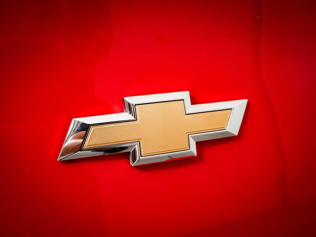 Used 2017 Chevrolet SS RWD image 17