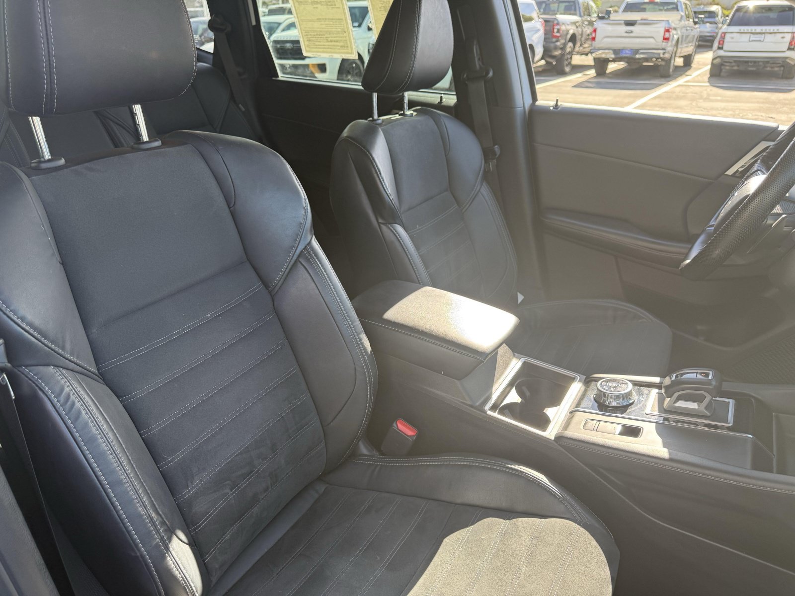 Used 2022 Mitsubishi Outlander SE AWD/4WD image 25