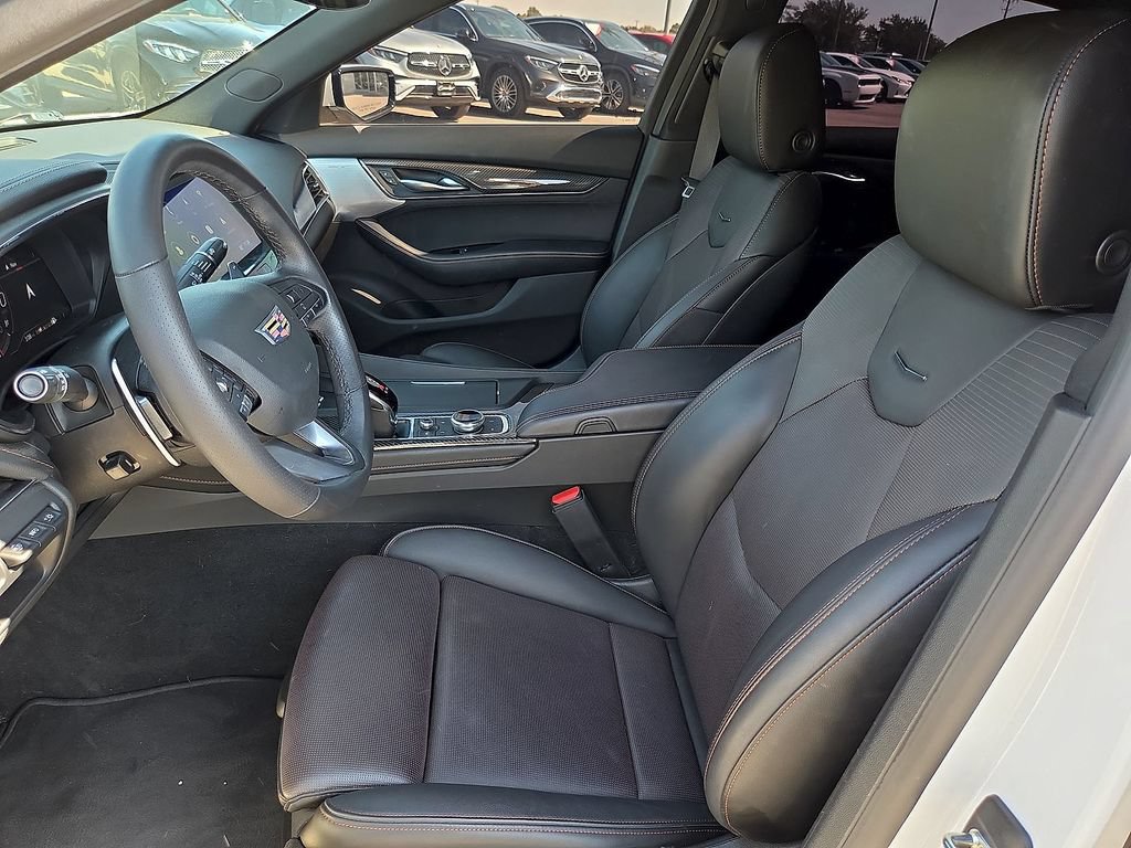 Used 2023 Cadillac CT5 Sport RWD image 16