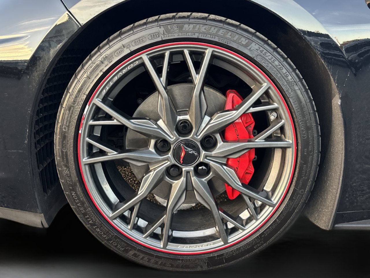 Used 2023 Chevrolet Corvette Stingray Premium Conv w/ Stealth Interior Trim Package image 32
