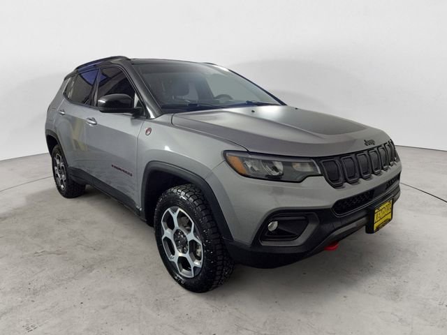 Used 2022 Jeep Compass Trailhawk image 7