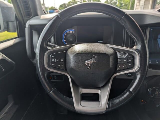 Used 2023 Ford Bronco Everglades AWD/4WD image 11