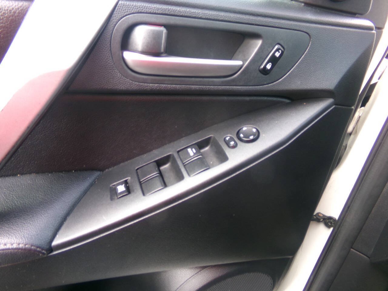 Used 2010 MAZDA MAZDA3 s Grand Touring FWD image 13