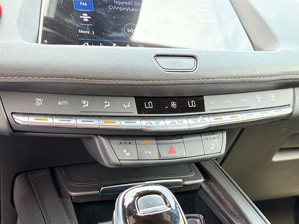 Used 2023 Cadillac XT4 Luxury FWD image 15