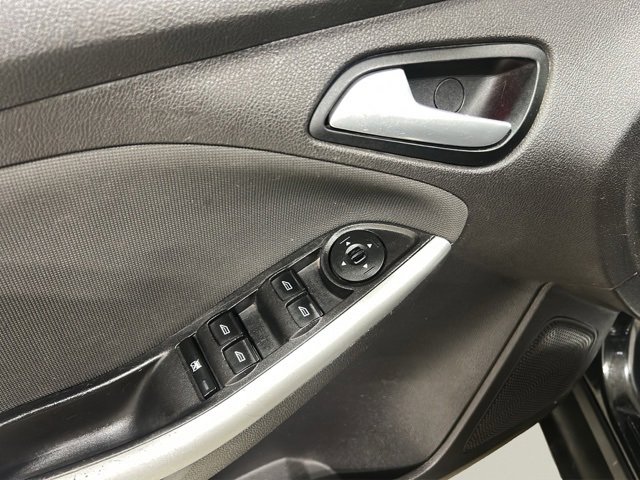 Used 2014 Ford Focus SE w/ Equipment Group 201A image 11