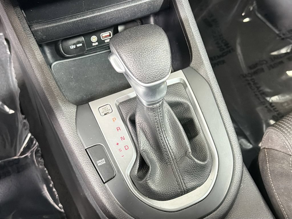 Used 2020 Kia Forte LXS FWD image 17
