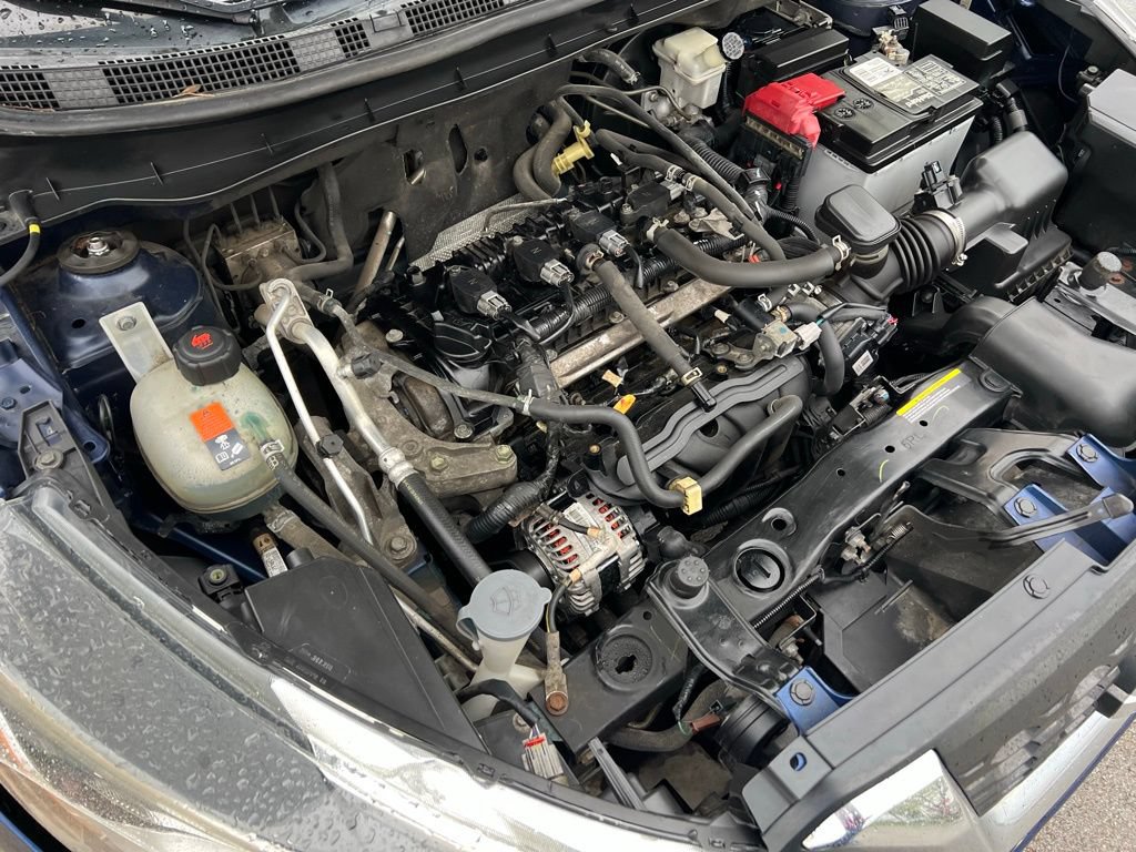 Used 2019 Nissan Kicks SV FWD image 37