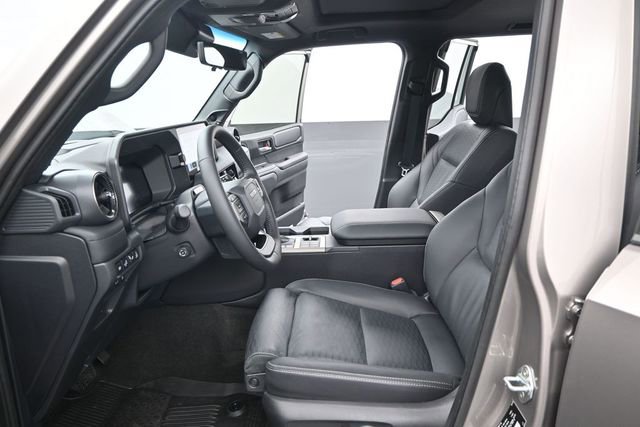 Used 2025 Toyota Land Cruiser w/ Premium Package AWD/4WD image 11
