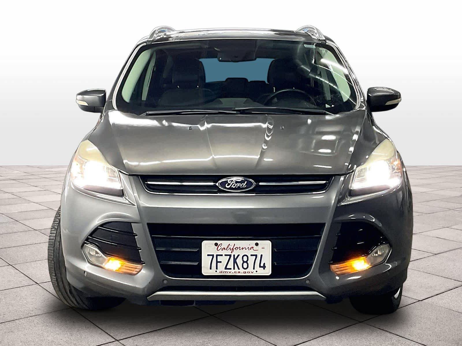 Used 2014 Ford Escape Titanium w/ Equipment Group 401A FWD image 3
