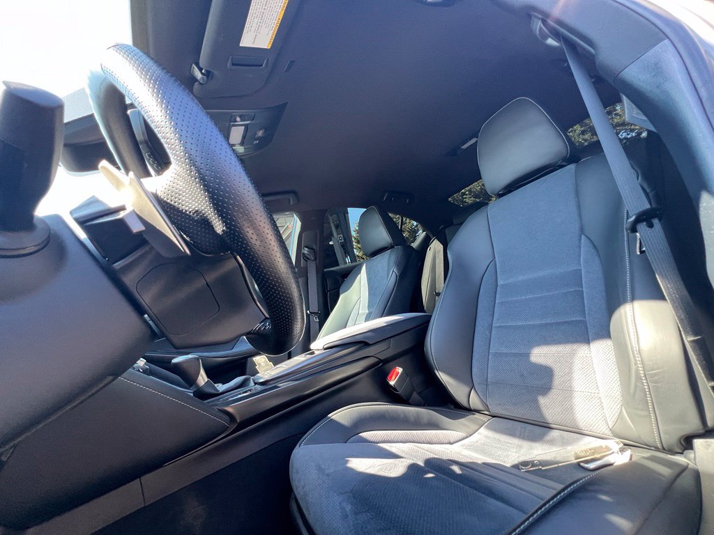 Used 2022 Lexus IS 500 RWD image 14