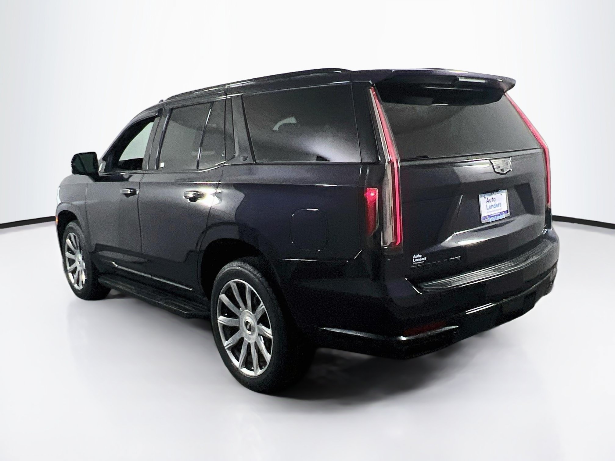 Used 2022 Cadillac Escalade Luxury w/ LPO, Illumination Package AWD/4WD image 7