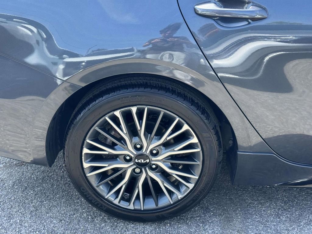 Used 2023 Kia Forte GT-Line FWD image 8