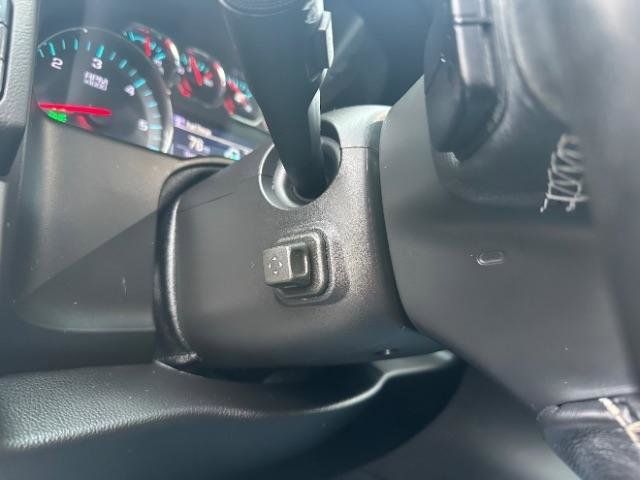 Used 2019 Chevrolet Suburban LT image 19