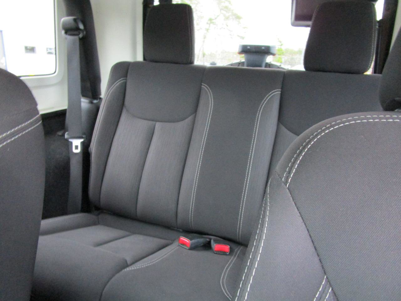Used 2015 Jeep Wrangler Rubicon w/ Dual Top Group AWD/4WD image 16