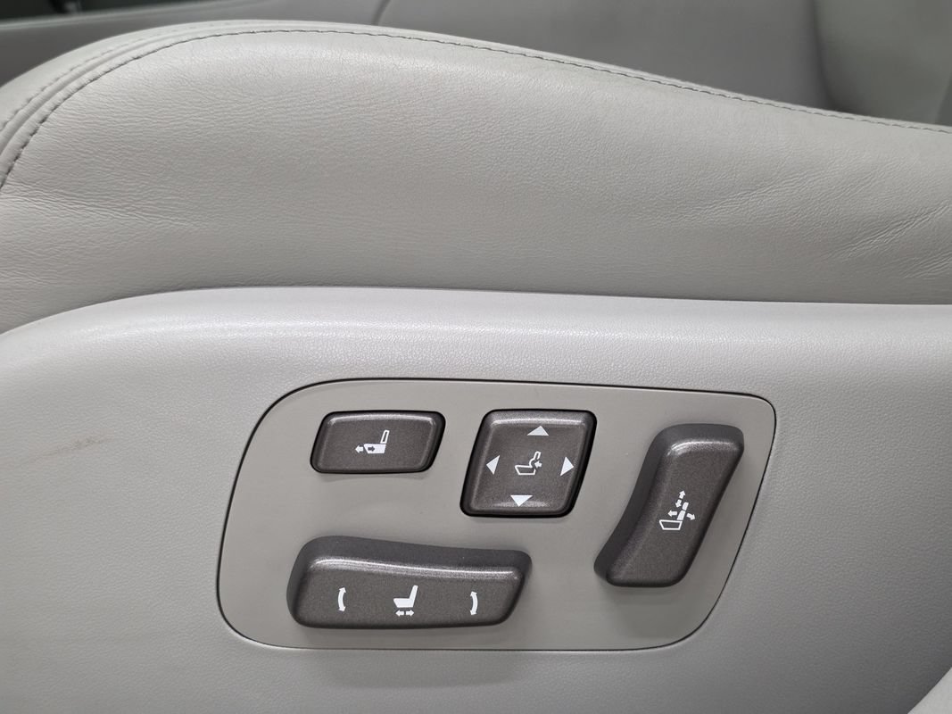 Used 2011 Lexus LS 460 L AWD/4WD image 28