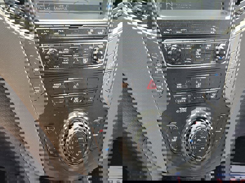 Used 2017 Hyundai Santa Fe Sport w/ 2.4L Tech Package 04 image 23