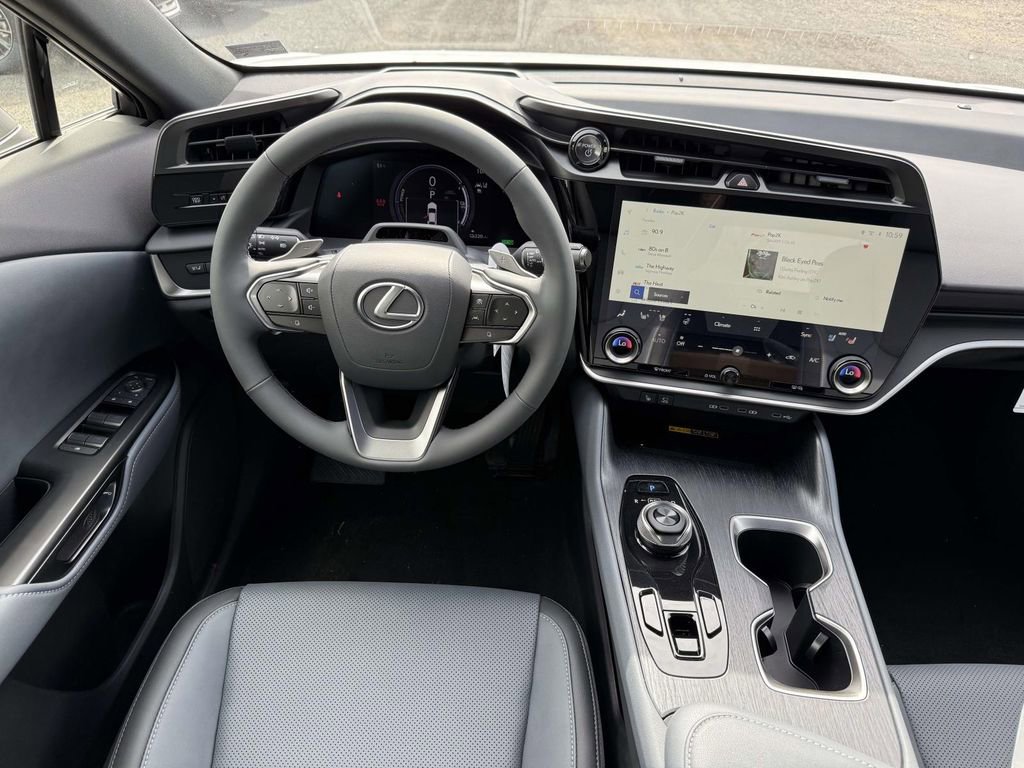 New 2026 Lexus RZ 450e Premium AWD/4WD image 8