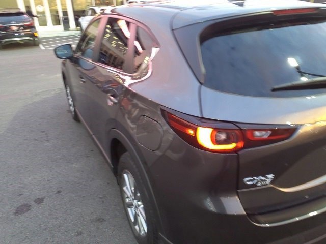 Used 2023 MAZDA CX-5 AWD 2.5 S w/ Select Package image 12