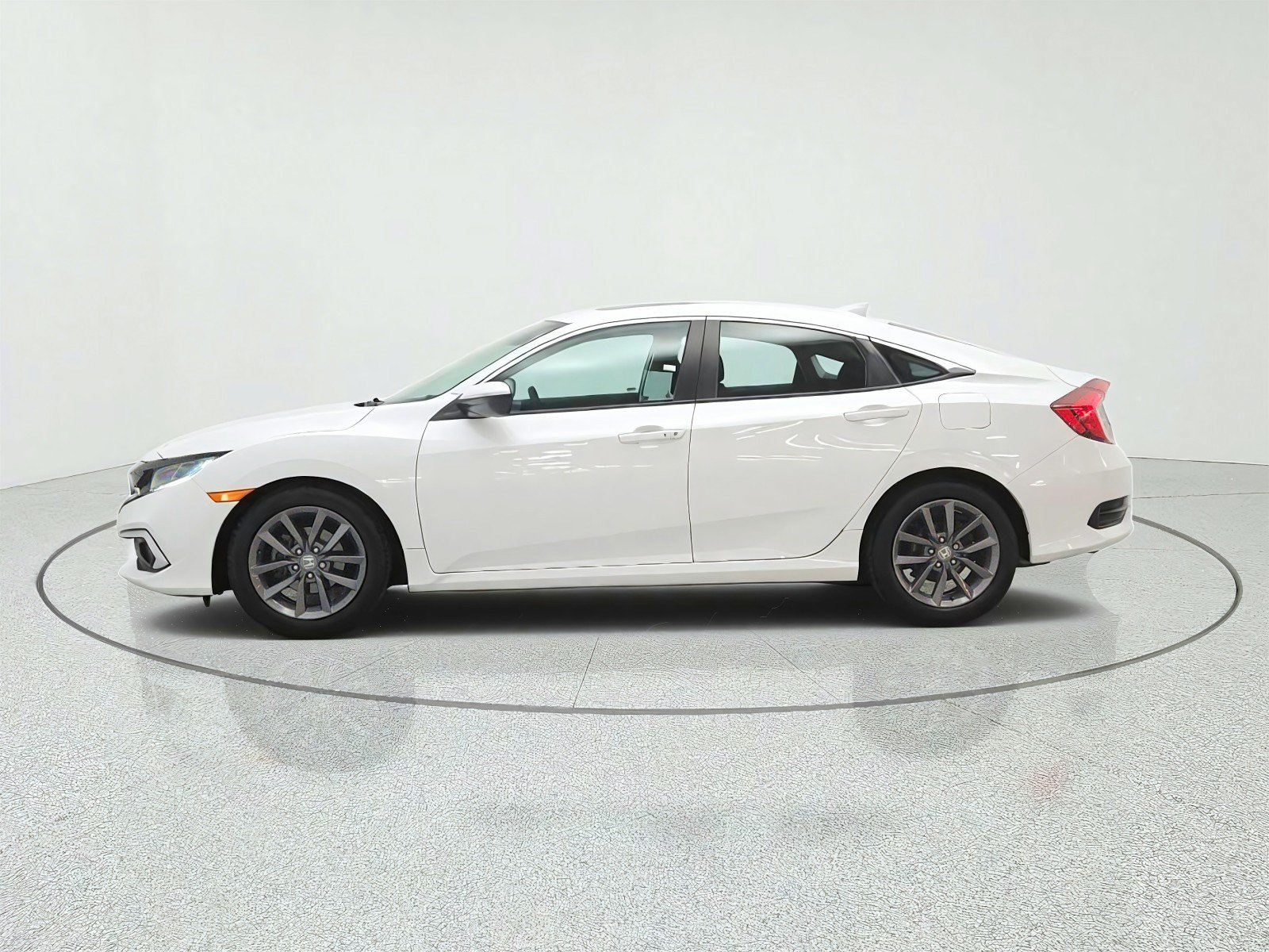 Used 2019 Honda Civic EX image 8