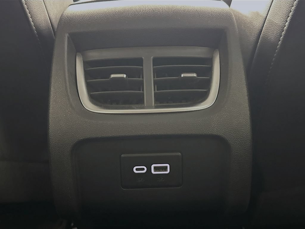 Used 2023 Chevrolet Blazer LT FWD image 30