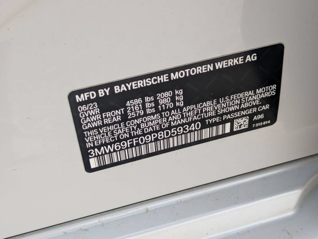Used 2023 BMW 330i Sedan w/ Premium Package RWD image 27