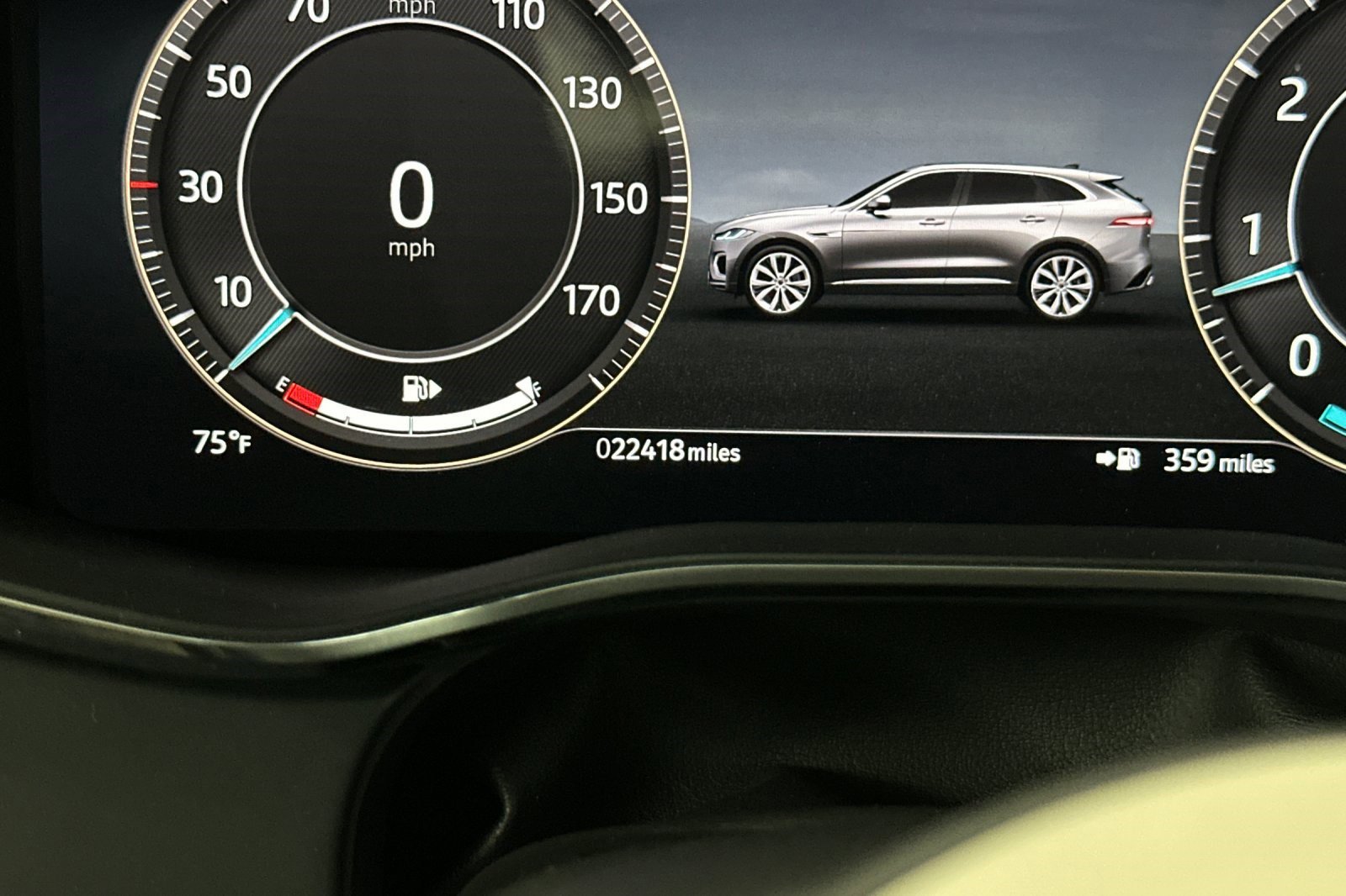 Used 2024 Jaguar F-PACE R-Dynamic S image 19